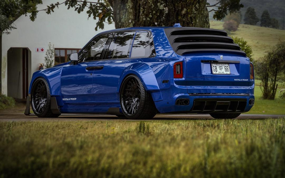 Rolls-Royce Cullinan SUV